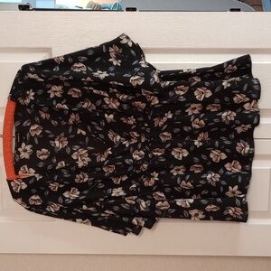 TORRID Bell sleeves black floral size 1